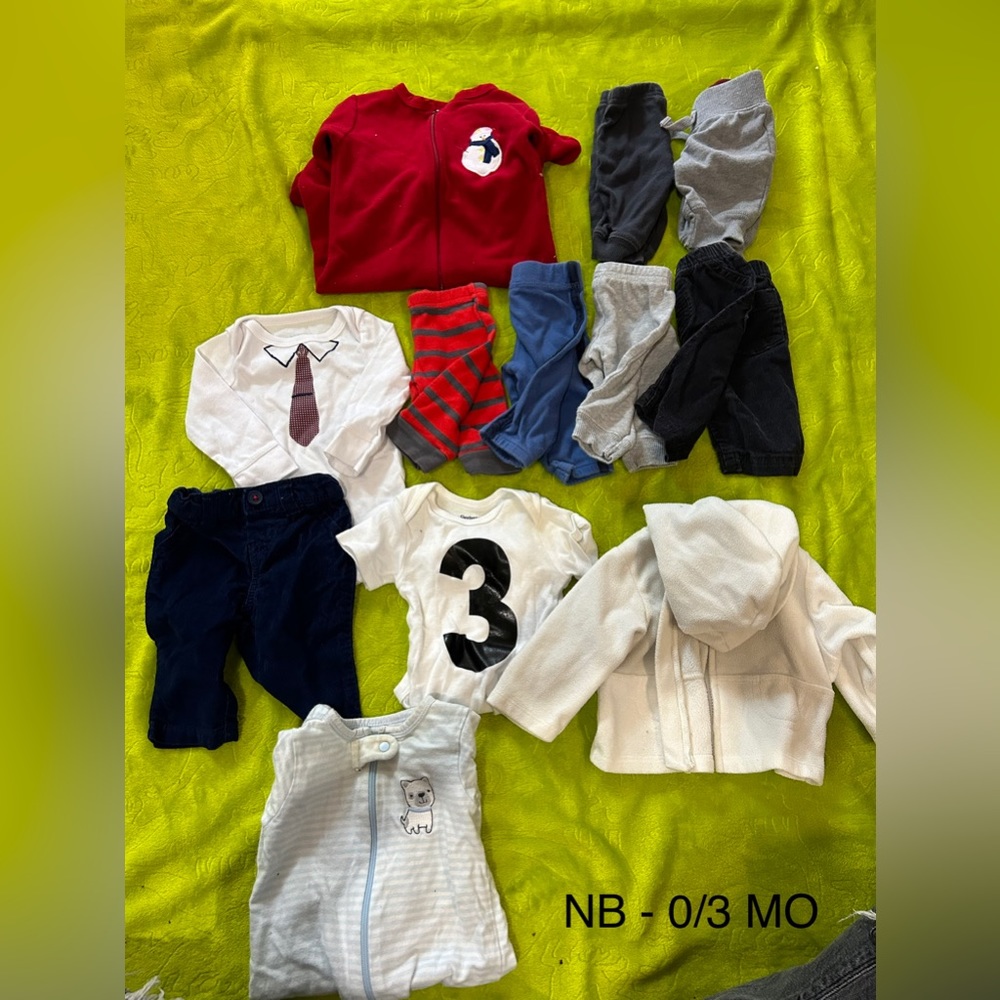 Newborn clothes lot